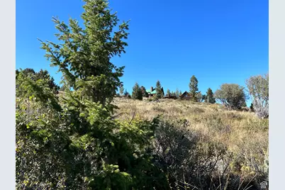 725 S Juniper Dr #29, Garden City, UT 84028 - Photo 9