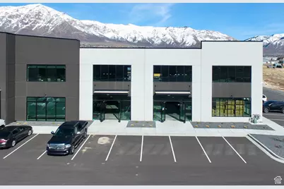 2724 N Rulon White Blvd #1A, Pleasant View, UT 84414 - Photo 13