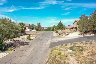 1440 W 365 N, Hurricane, UT 84737 - Photo 9