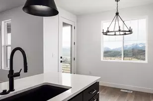 6033 N Fairview Dr, Heber City, UT 84032 - Photo 11