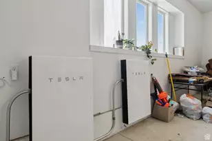 9227 N Horizon Dr, Eagle Mountain, UT 84005 - Photo 13