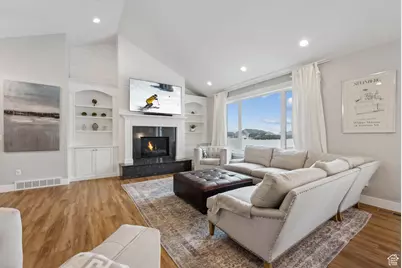 9227 N Horizon Dr, Eagle Mountain, UT 84005 - Photo 19