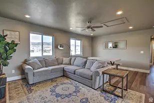 55 W Buttercup Ln, Garden City, UT 84028 - Photo 15