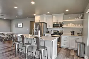 55 W Buttercup Ln, Garden City, UT 84028 - Photo 17