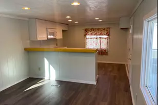 189 S Main St, Layton, UT 84041 - Photo 5