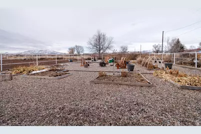 1917 W 1500 N, Vernal, UT 84078 - Photo 11