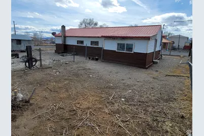 250 8th St, Wendover, UT 84083 - Photo 15