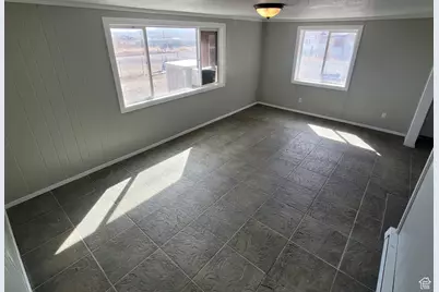 250 8th St, Wendover, UT 84083 - Photo 3