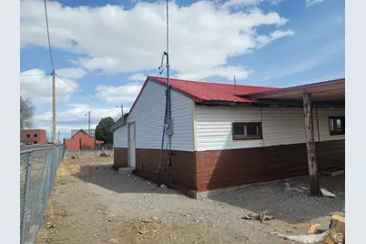 250 8th St, Wendover, UT 84083 - Photo 13