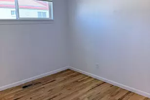 650 N 300 W, Salt Lake City, UT 84103 - Photo 11