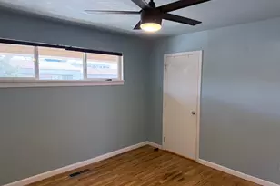 650 N 300 W, Salt Lake City, UT 84103 - Photo 9