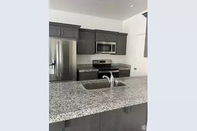 4937 E Lake Dr, Eagle Mountain, UT 84005 - Photo 5