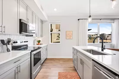 875 W Akoya Pearl St S #101-B, Saint George, UT 84790 - Photo 15