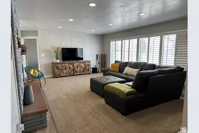 702 N 100 W, Logan, UT 84321 - Photo 33