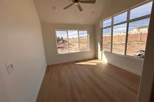 9526 S Ember Glow Ct, South Jordan, UT 84095 - Photo 5