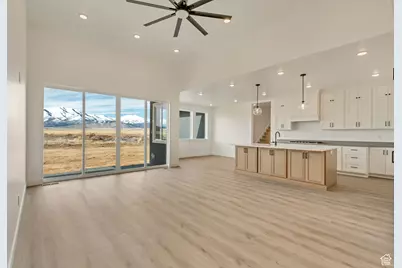 8077 N Bristle Cone Rd, Eagle Mountain, UT 84005 - Photo 5