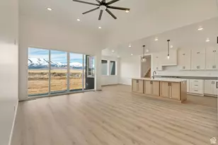 8077 N Bristle Cone Rd, Eagle Mountain, UT 84005 - Photo 5