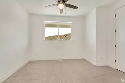 8077 N Bristle Cone Rd, Eagle Mountain, UT 84005 - Photo 17