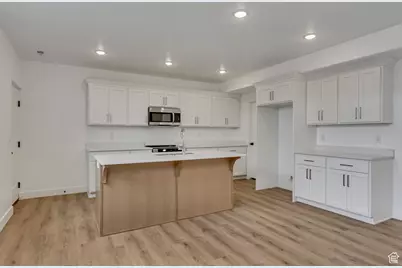 8077 N Bristle Cone Rd, Eagle Mountain, UT 84005 - Photo 33