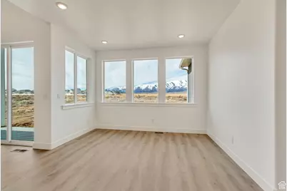 8077 N Bristle Cone Rd, Eagle Mountain, UT 84005 - Photo 13