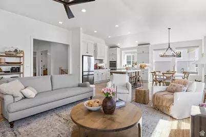 4947 W Evergreen Ln, Highland, UT 84003 - Photo 5