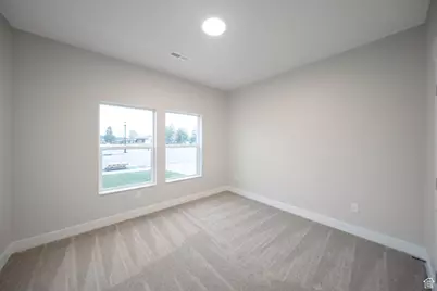 920 S 1700 W #1, Layton, UT 84041 - Photo 9