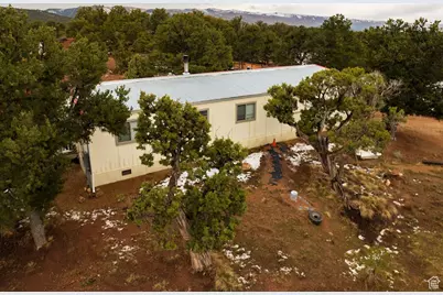 39775 W 6820 S, Fruitland, UT 84027 - Photo 15