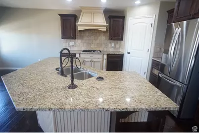 2256 E 8240 S, South Weber, UT 84405 - Photo 15