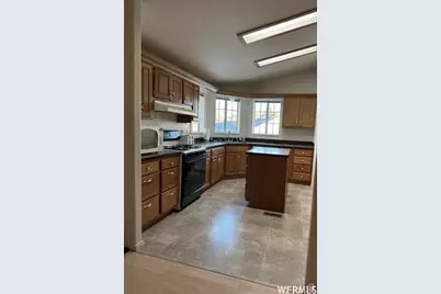 2103 S Mountain Vista Ln E, Provo, UT 84606 - Photo 7