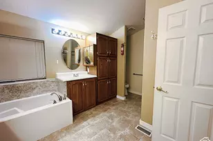 2103 S Mountain Vista Ln E, Provo, UT 84606 - Photo 11