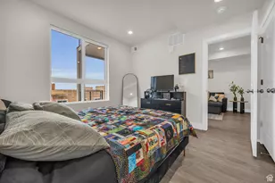 2101 N Main St, Sunset, UT 84015 - Photo 11