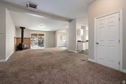 7461 W Deep Creek Rd, Vernal, UT 84078 - Photo 9