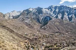 10480 S Seven Springs Circle, Sandy, UT 84092 - Photo 1