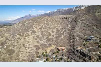 10480 S Seven Springs Cir #23, Sandy, UT 84092 - Photo 11