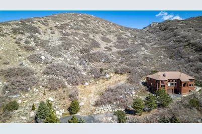 10480 S Seven Springs Cir #23, Sandy, UT 84092 - Photo 7
