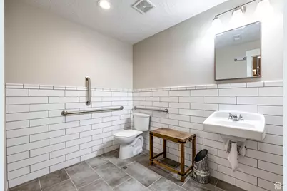 114 W Winchester St #201, Murray, UT 84107 - Photo 31