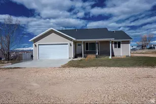 660 E 400 N, Spring City, UT 84662 - Photo 1