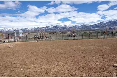 660 E 400 N, Spring City, UT 84662 - Photo 15