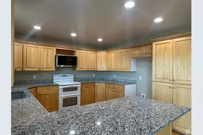 3225 N 17545 W, Boneta, UT 84001 - Photo 19