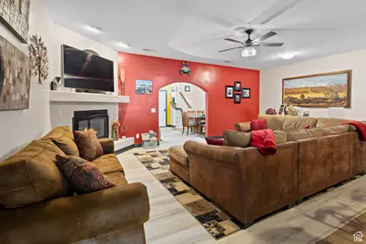 98 E Mt. Peale Dr, Moab, UT 84532 - Photo 7