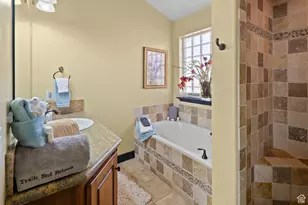 98 E Mt Peale Dr, Moab, UT 84532 - Photo 33