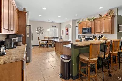 98 E Mt. Peale Dr, Moab, UT 84532 - Photo 11