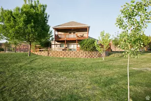 98 E Mt Peale Dr, Moab, UT 84532 - Photo 5