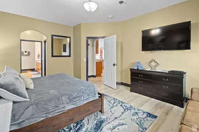 98 E Mt. Peale Dr, Moab, UT 84532 - Photo 17