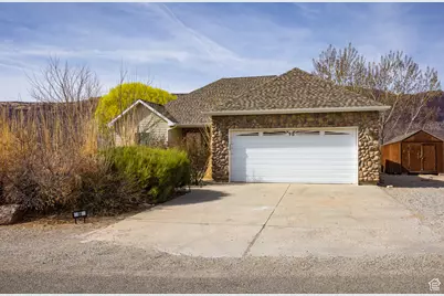 98 E Mt. Peale Dr, Moab, UT 84532 - Photo 39