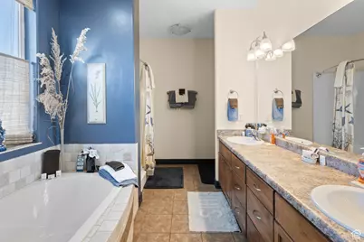 98 E Mt. Peale Dr, Moab, UT 84532 - Photo 19