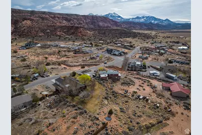 98 E Mt. Peale Dr, Moab, UT 84532 - Photo 59