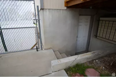 7598 S 2290 W, West Jordan, UT 84084 - Photo 33
