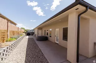 2843 E 410 N, Saint George, UT 84790 - Photo 33
