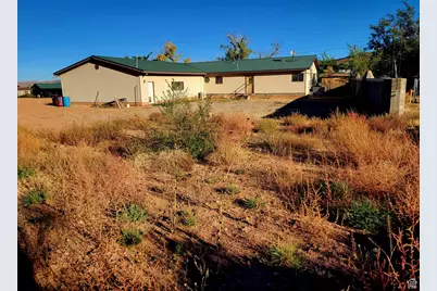 1436 Spanish Valley, Moab, UT 84532 - Photo 17